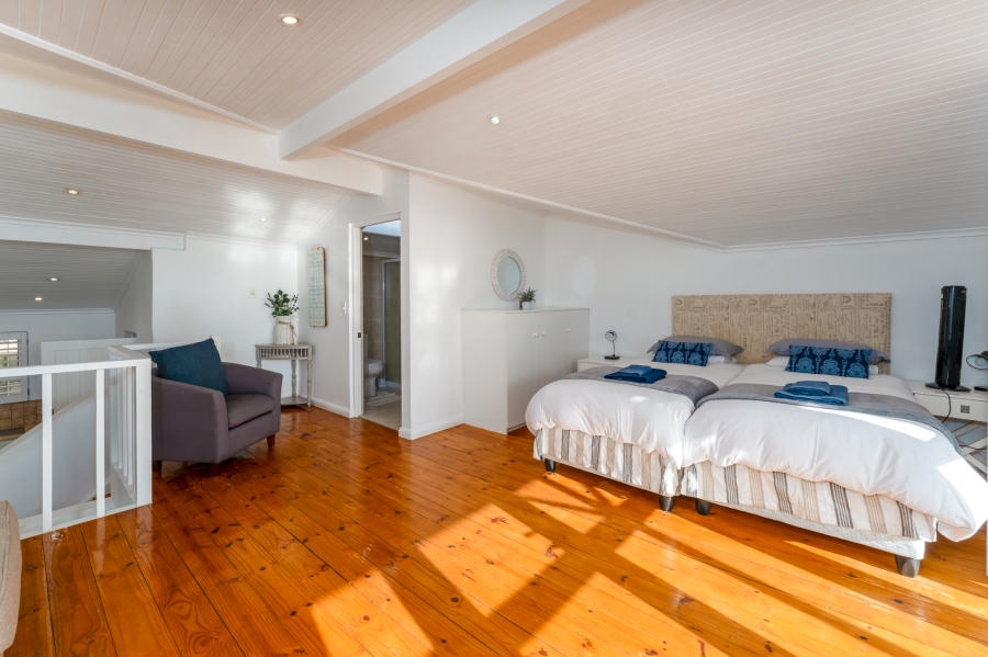 4 Bedroom Property for Sale in Simons Kloof Western Cape